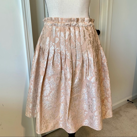 NWT BCBG MAX AZRIA Dana Paper Bag Waist Metallic Skirt—SZ. Small - Picture 6 of 16